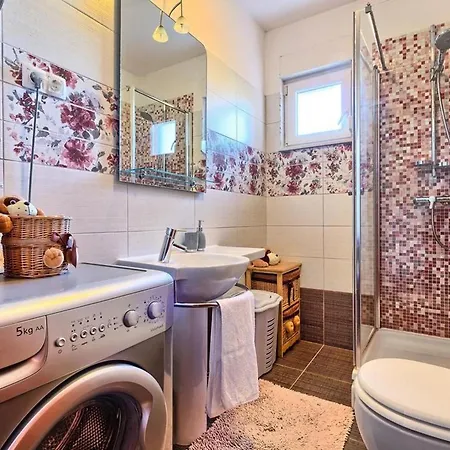 Διαμέρισμα Luxury Okrug Gornji With Sea View And Pool *