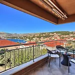 Luxury Okrug Gornji With Sea View And Pool 公寓