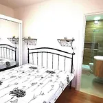 公寓 Luxury Okrug Gornji With Sea View And Pool 特罗吉尔