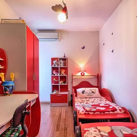 Luxury Okrug Gornji With Sea View And Pool Apartman